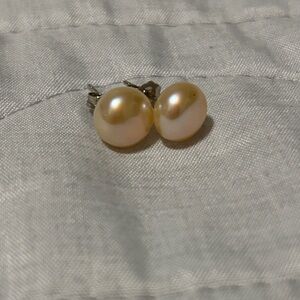Classic Cream Pearl Stud Earrings